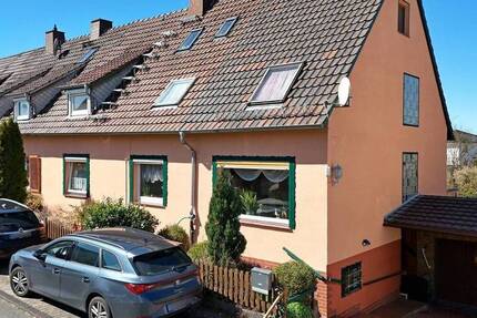 Haus Ahnatal / Heckershausen Heckershausen - 9 Zimmer, 150 m&sup2;, 269.000&euro; | Angebot:26154923