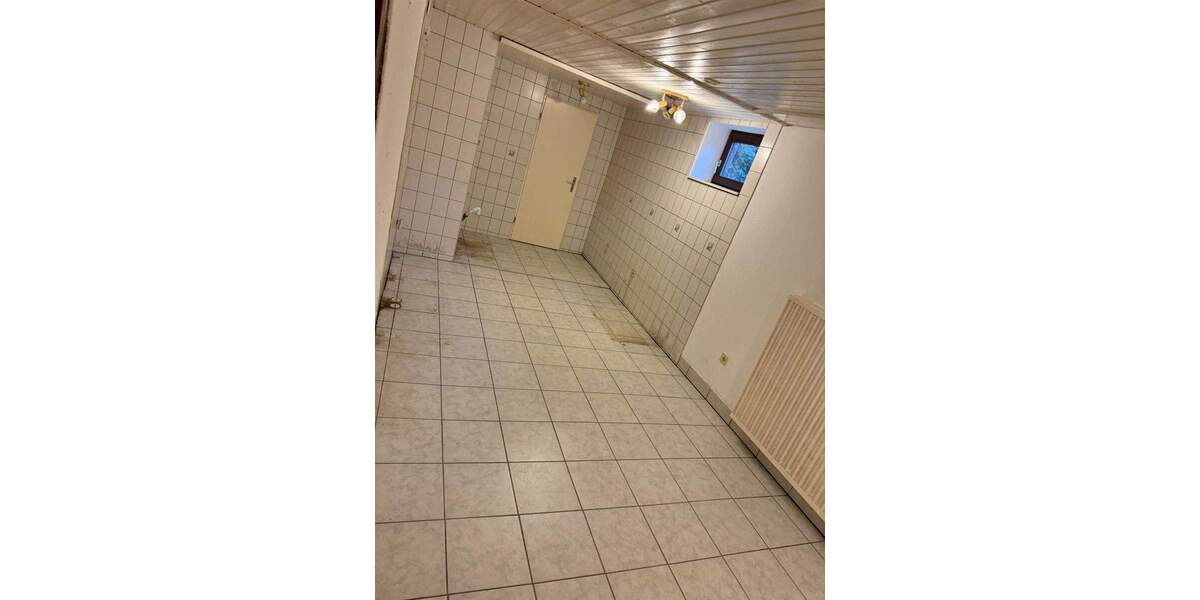 Mehrfamilienhaus, Wohnhaus Körle - 3 Zimmer, 65 m&sup2;, 156.000&euro; | Angebot:25774253