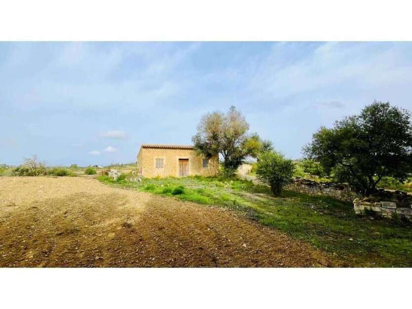 Grundstück zu verkaufen in Maria de La Salut 265.000 €