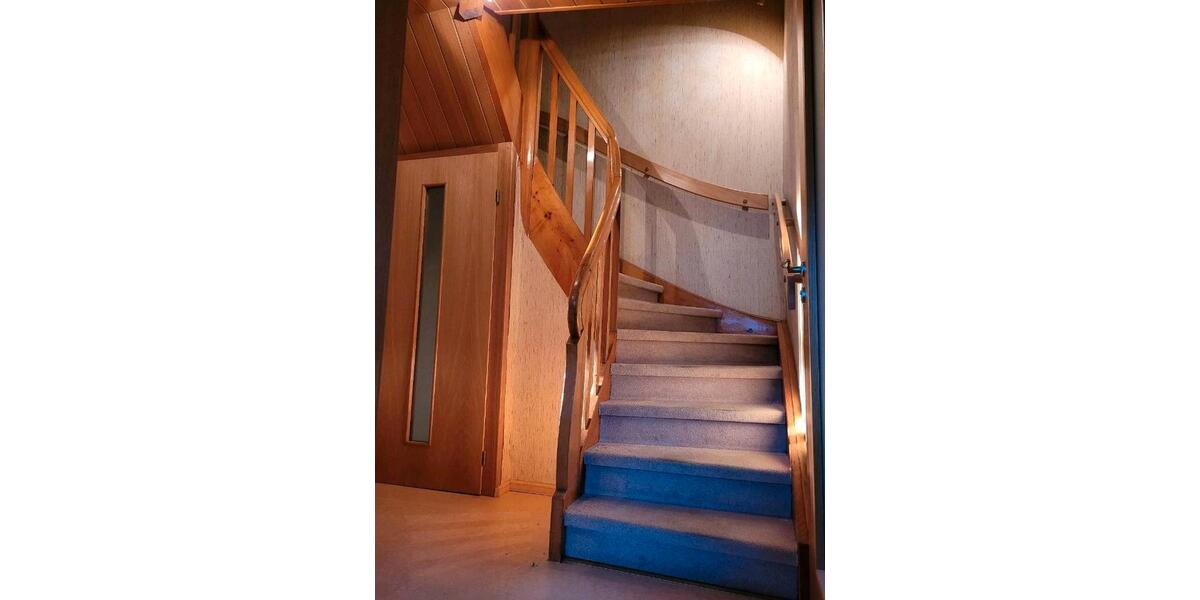 Doppelhaushälfte Baunatal - 5 Zimmer, 141 m&sup2;, 320.000&euro; | Angebot:25943961