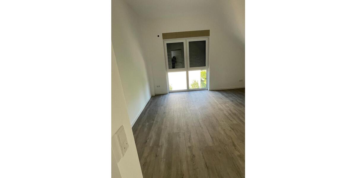 Dachgeschoßwohnung Kassel Bettenhausen - 3 Zimmer, 78 m&sup2;, 340.000&euro; | Angebot:24874759