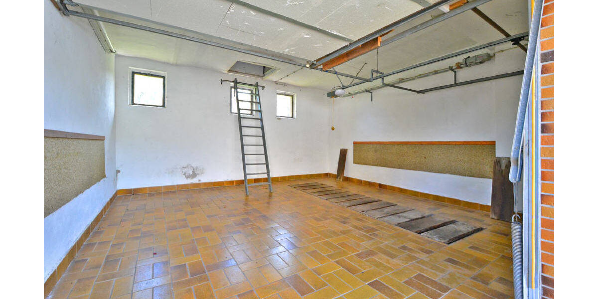 Einfamilienhaus mit herrlichem Garten, gute Lage Wolfhagen 7 zimmer