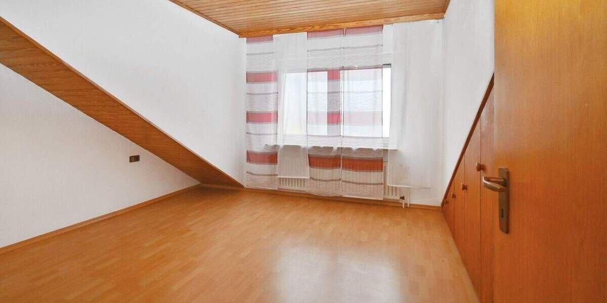 Reihenmittelhaus Schauenburg / Hoof Hoof - 6 Zimmer, 139 m&sup2;, 235.000&euro; | Angebot:25707514