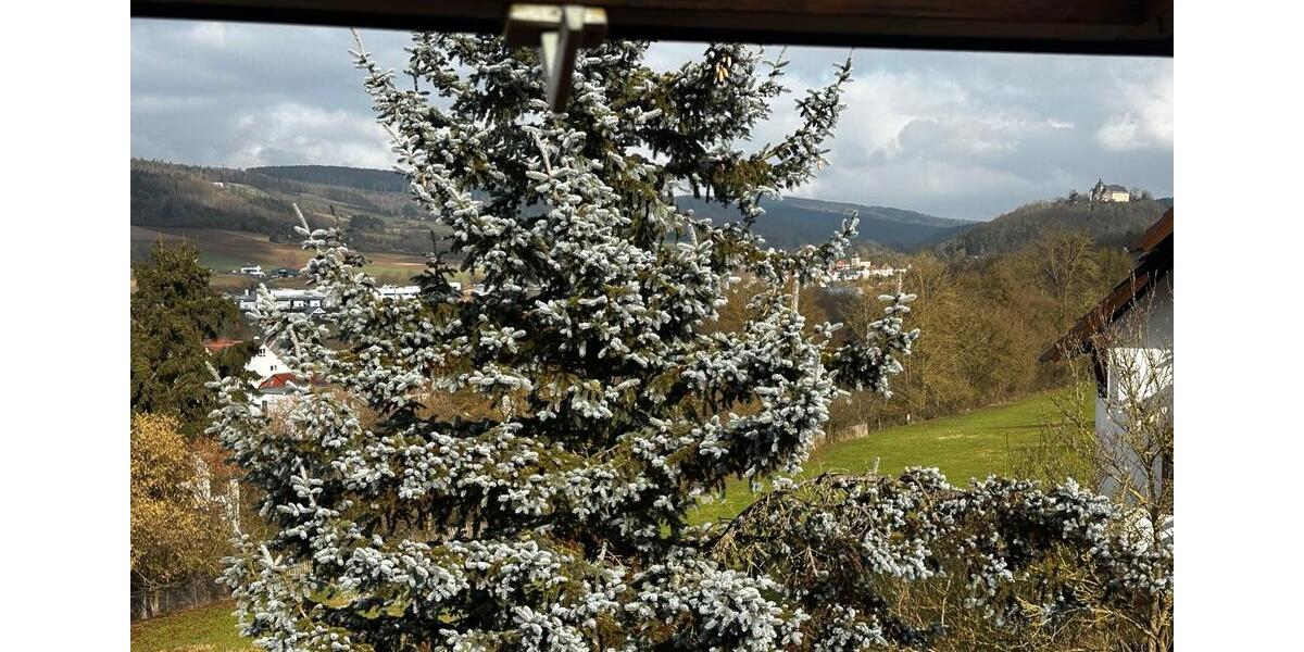 Dachgeschoßwohnung Spangenberg - 3 Zimmer, 65 m&sup2;, 600&euro; | Angebot:25098062