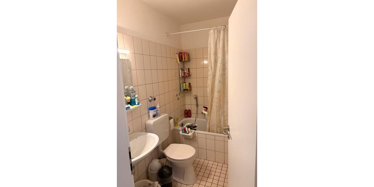 Etagenwohnung Kassel Vorderer Westen - 3 Zimmer, 65 m&sup2;, 145.000&euro; | Angebot:26477869
