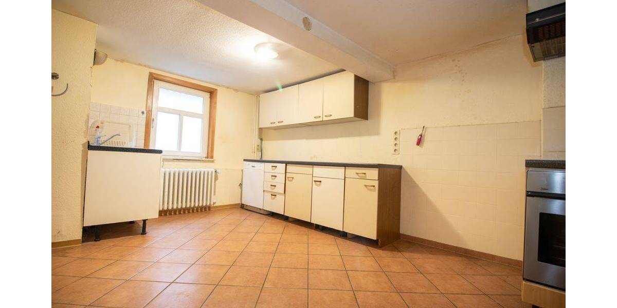 Reihenendhaus Hessisch Lichtenau - 6 Zimmer, 165 m&sup2;, 120.000&euro; | Angebot:25799614