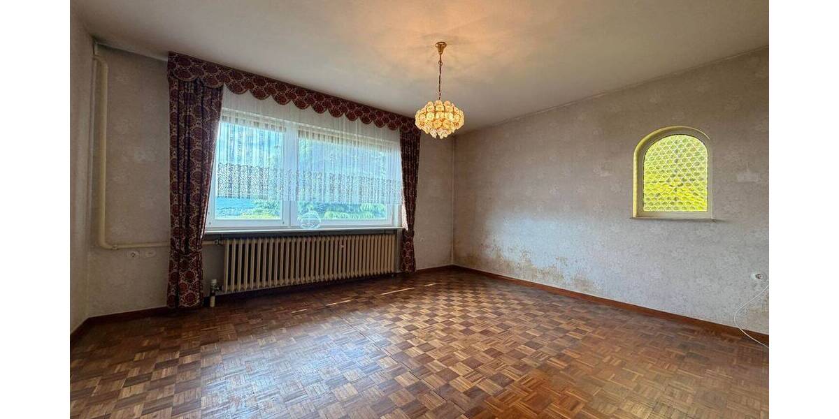 Mehrfamilienhaus, Wohnhaus Kassel Philippinenhof/Warteberg - 8 Zimmer, 168 m&sup2;, 398.000&euro; | Angebot:26861846