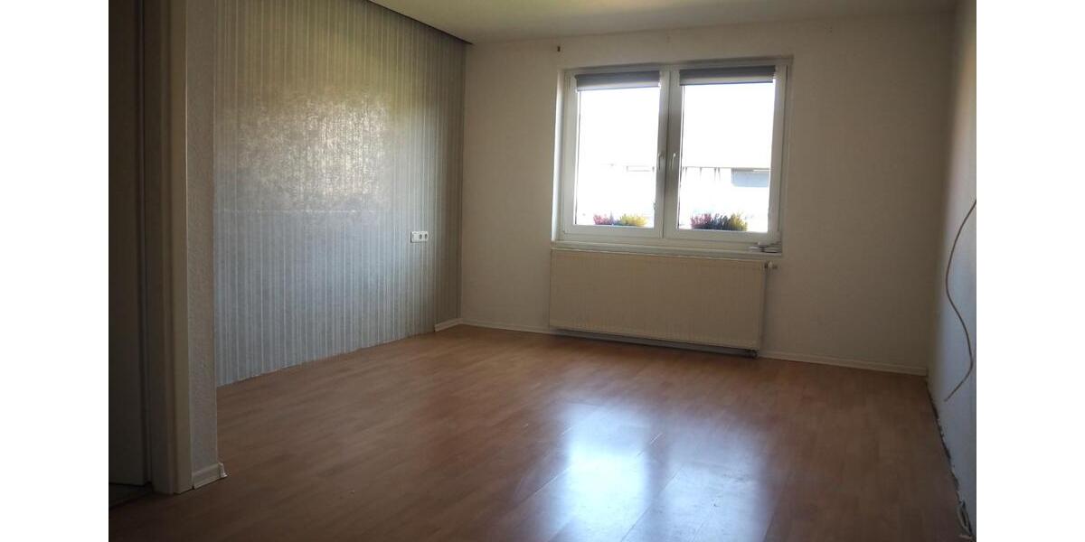 Einfamilienhaus Staufenberg - 7 Zimmer, 128 m&sup2;, 220.000&euro; | Angebot:25840947