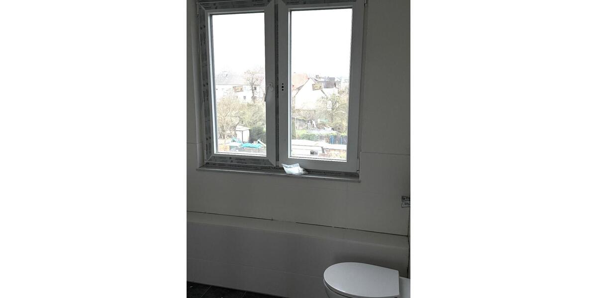 Vermiete Lohfelden - 3 Zimmer Wohnung DG Erstbezug 3 zimmer