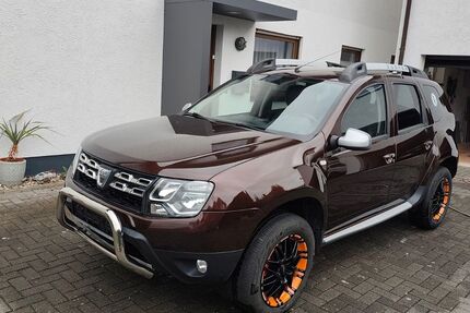 Dacia Duster 125.000 km 6.500 &euro; Zierenberg 34289
