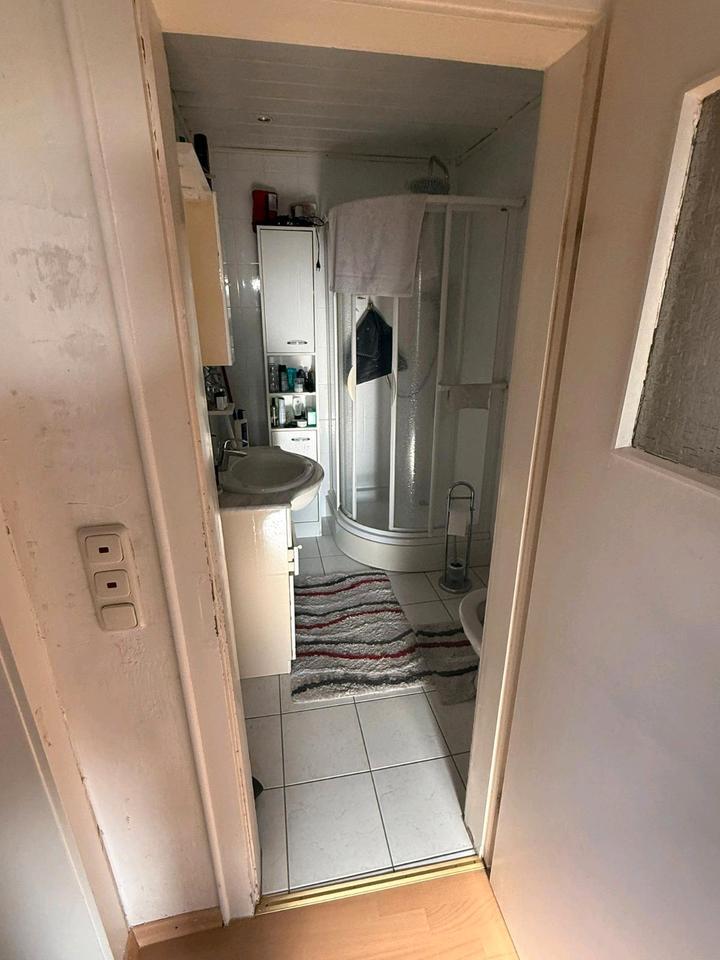2,5 Zimmer Küche und Bad Wohnung in Kassel Niederzwehren