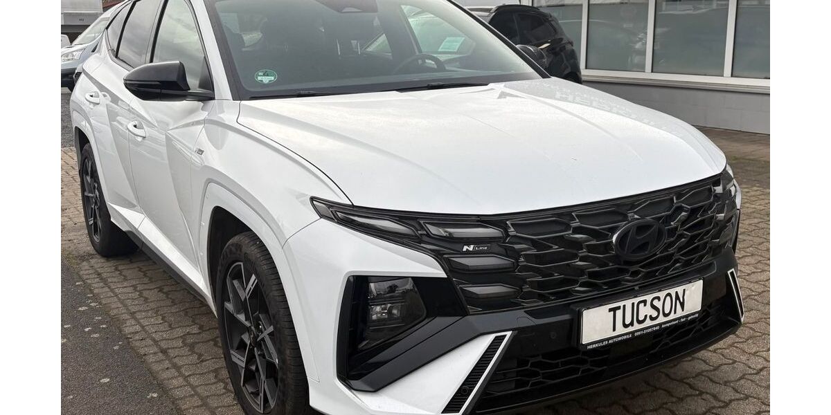 Hyundai TUCSON 32.500 km 27.990 &euro; Fuldatal-Kassel 34233