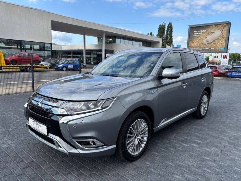Plug-in Hybrid Outlander