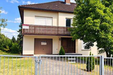 Haus Kassel Niederzwehren - 9 Zimmer, 306 m&sup2;, 749.000&euro; | Angebot:27487871