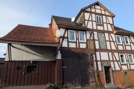 Hessich Lichtenau-OT, 1-2 Fam.Hs. + Scheune 7 zimmer