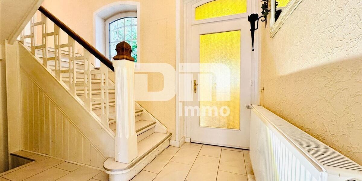 Sanierter Wohntraum mit Garten Terrasse und 2 Garagen + vielen Extras - Einfamilienhaus Witzenhausen | Angebot:27244520
