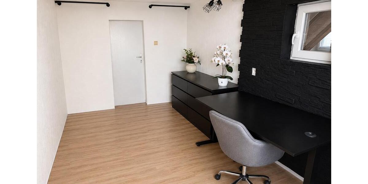 Einfamilienhaus Naumburg - 5 Zimmer, 175 m&sup2;, 199.000&euro; | Angebot:27299879