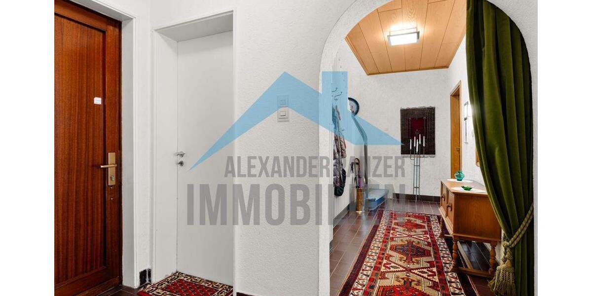 Reihenmittelhaus Kassel Wehlheiden - 5 Zimmer, 137 m&sup2;, 379.000&euro; | Angebot:25899743