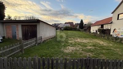 880 M² MIT GENEHMIGTEM BAUANTRAG IN RUHIGER LAGE