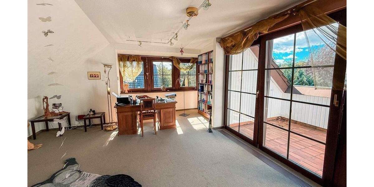 Einfamilienhaus Kassel Nordshausen - 8 Zimmer, 230 m&sup2;, 749.000&euro; | Angebot:25665992