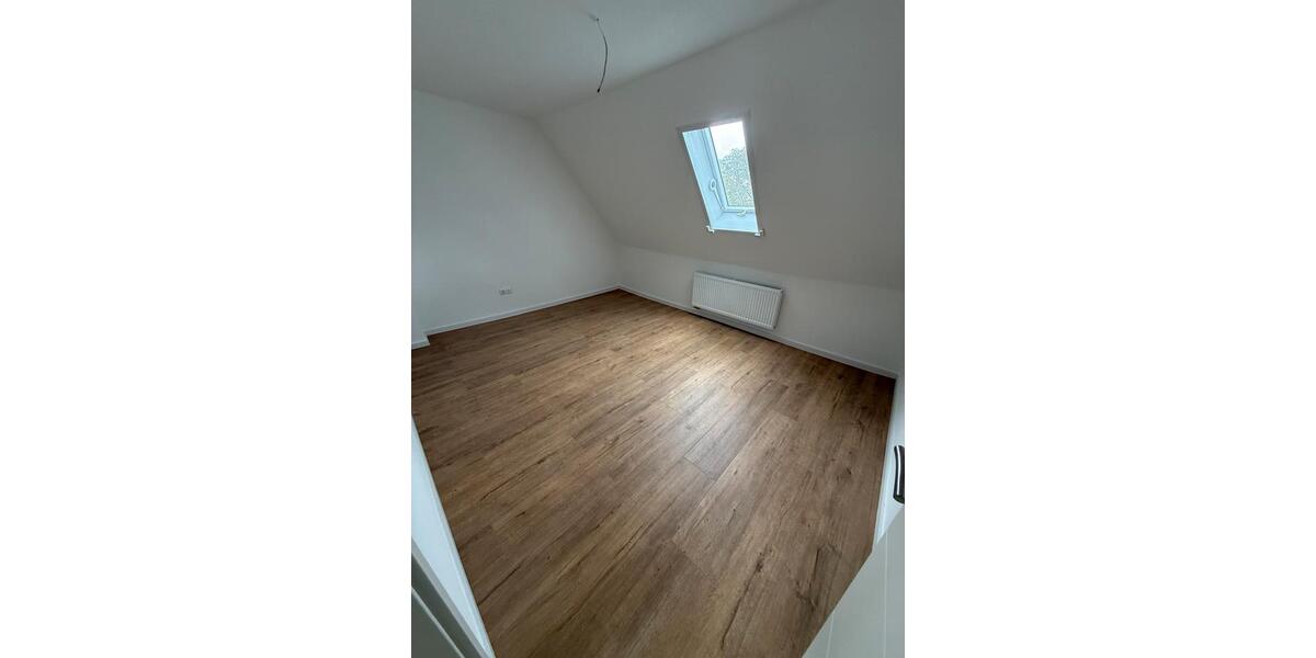 Dachgeschoßwohnung Baunatal - 2 Zimmer, 65 m&sup2;, 690&euro; | Angebot:26632470