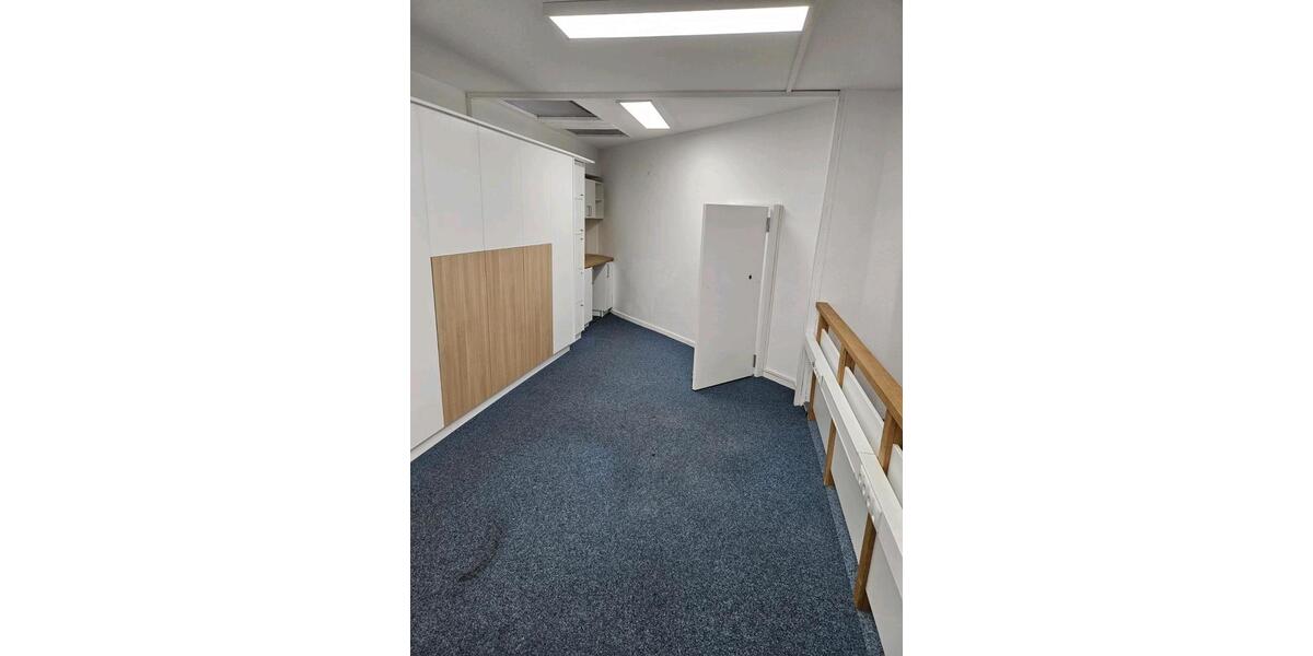 Vielseitig nutzbare Gewerbefläche in Fußgängerzone von Kassel ! zimmer