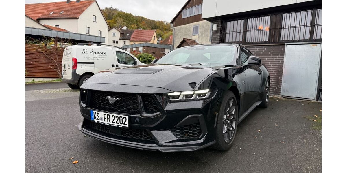 Ford Mustang 20.000 km 55.900 &euro; Gudensberg 34281