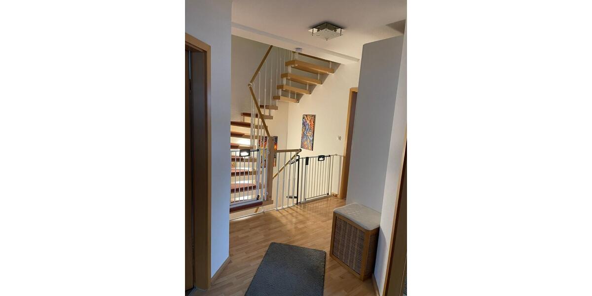 Doppelhaushälfte Söhrewald - 11 Zimmer, 146 m&sup2;, 349.000&euro; | Angebot:25182038