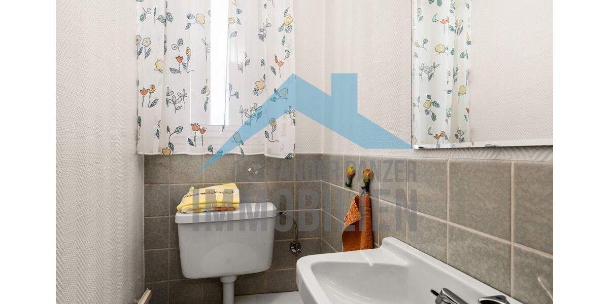 Mehrfamilienhaus, Wohnhaus Lohfelden Ochshausen - 7 Zimmer, 176 m&sup2;, 369.900&euro; | Angebot:24211890