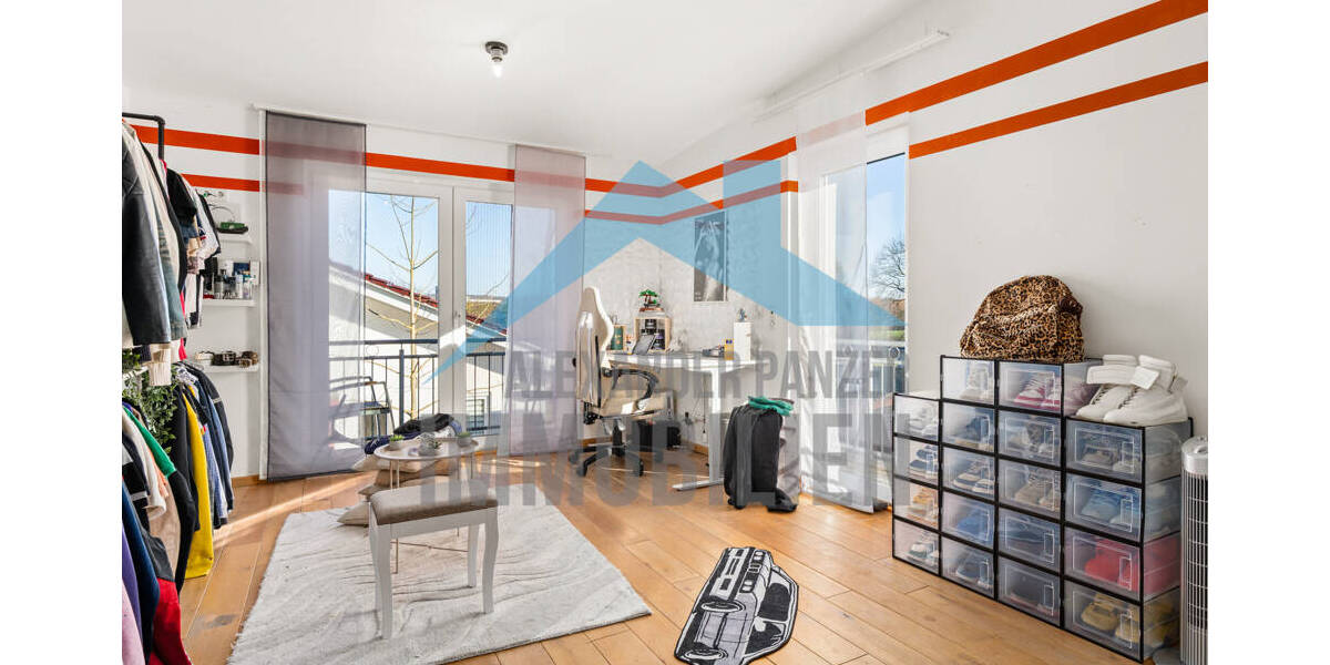 Einfamilienhaus Grebenstein Burguffeln - 9 Zimmer, 303 m&sup2;, 579.000&euro; | Angebot:26293049