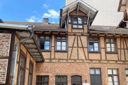 Gewerbeobjekt Kassel Wehlheiden - 4 Zimmer, 434.000&euro; | Angebot:26834322