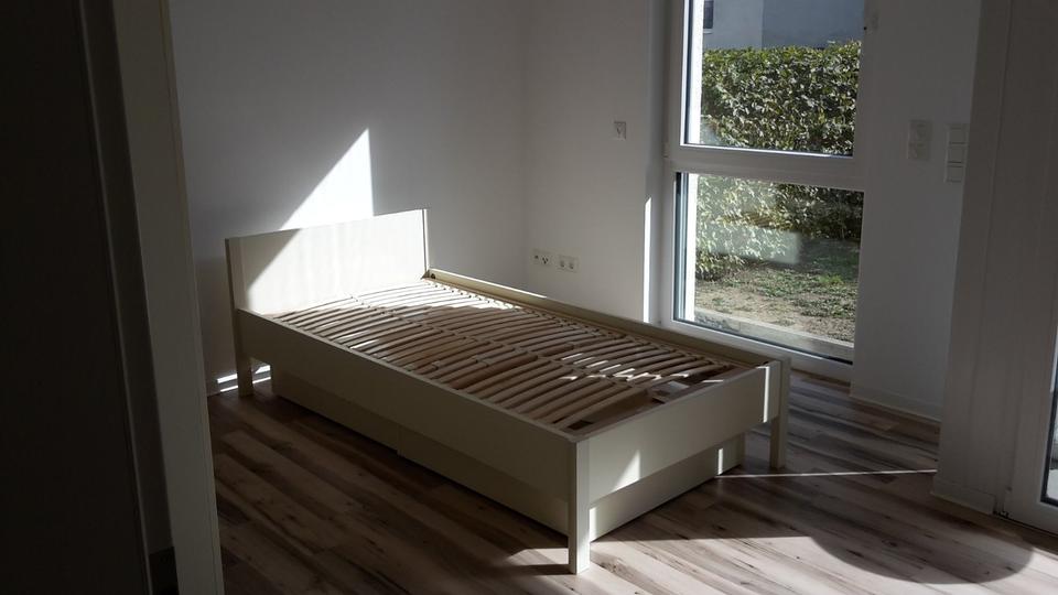 Etagenwohnung Kassel Fasanenhof - 1 Zimmer, 33 m&sup2;, 355&euro; | Angebot:26177696