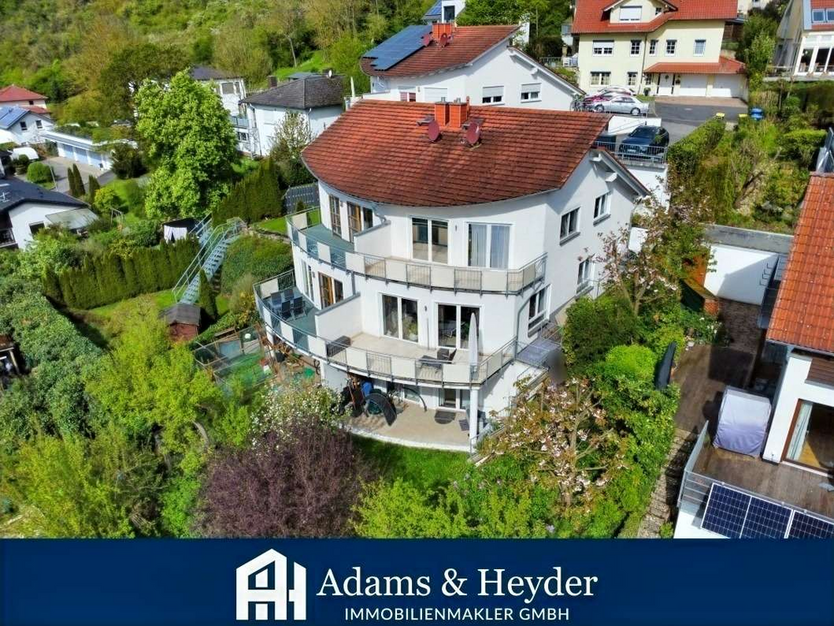 Haus zum Kaufen in Fritzlar 375.000 € 203 m²
