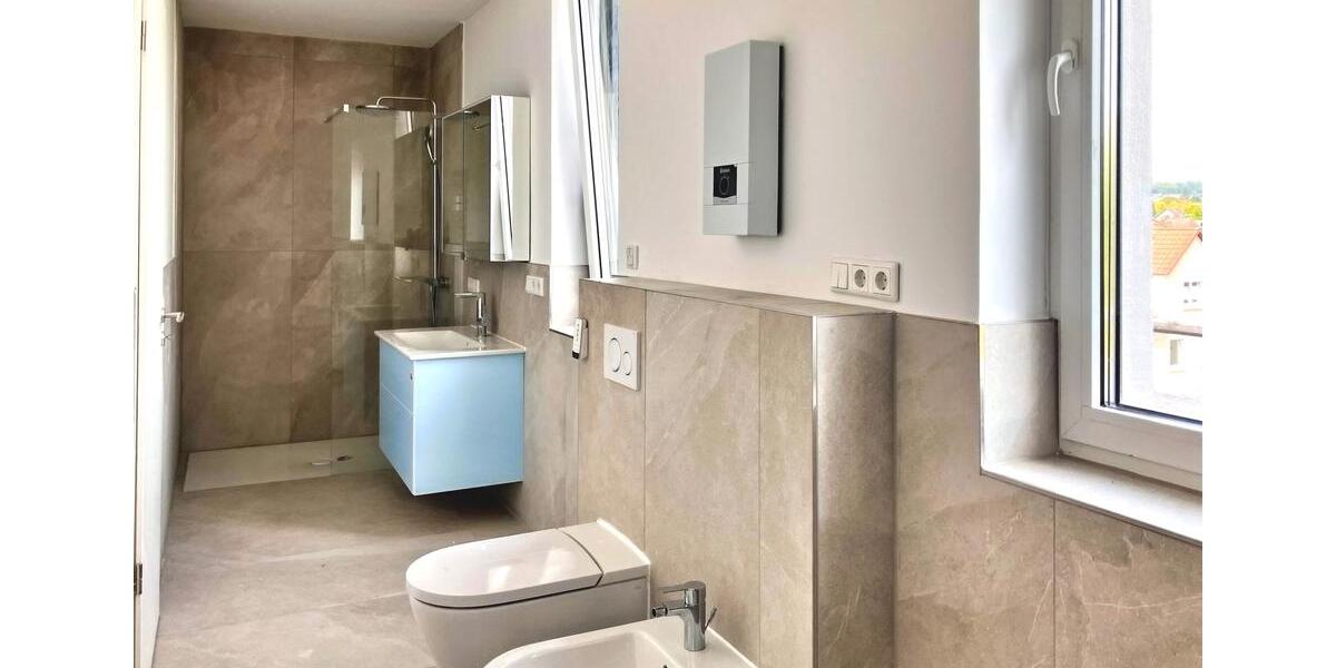 Über den Wolken: Exklusives Penthouse mit Panoramaterrasse in Kassel-Kirchditmold 2 zimmer