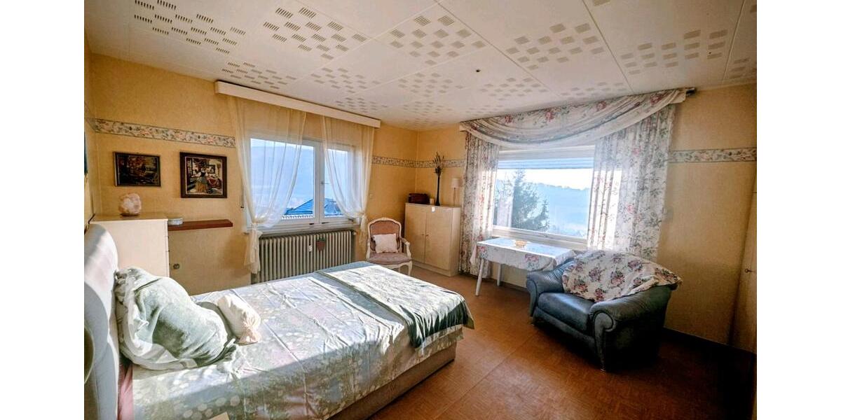 Mehrfamilienhaus, Wohnhaus Malsfeld - 11 Zimmer, 330 m&sup2;, 499.000&euro; | Angebot:24308778