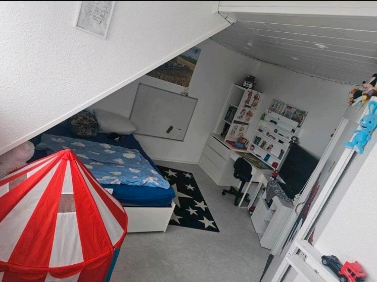 Einfamilienhaus Calden - 9 Zimmer, 180 m&sup2;, 329.000&euro; | Angebot:26176387