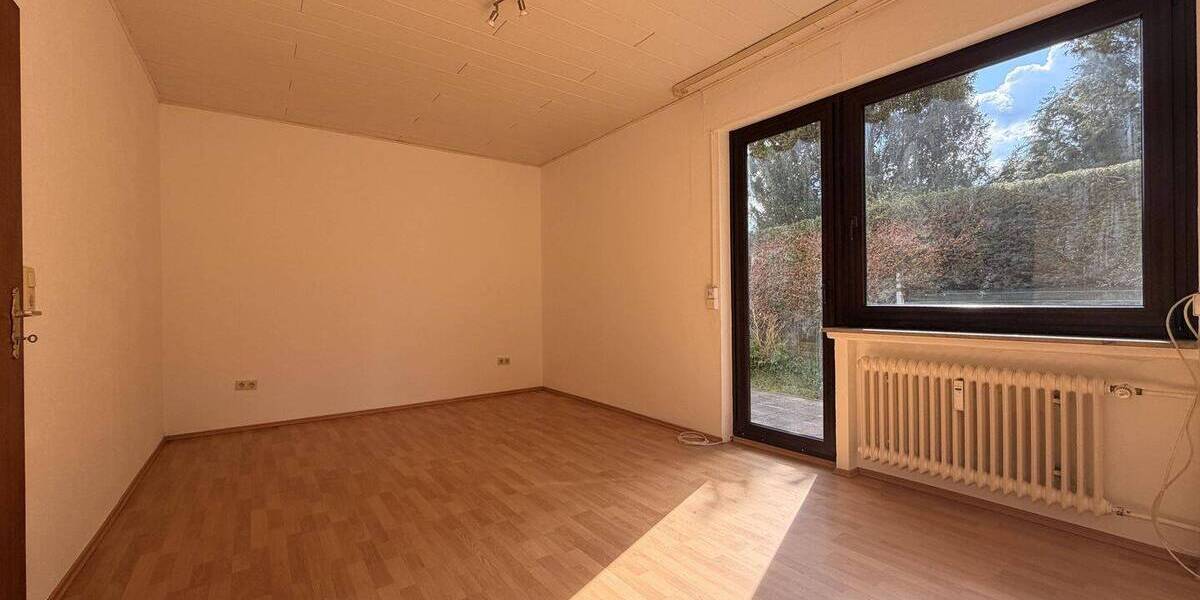 Etagenwohnung Kassel Niederzwehren - 3 Zimmer, 75 m&sup2;, 195.000&euro; | Angebot:26731016