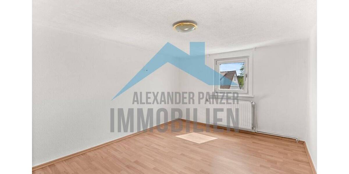 Mehrfamilienhaus, Wohnhaus Kassel Niederzwehren - 235.000&euro; | Angebot:23983191