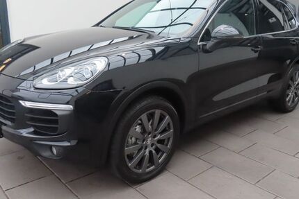 Porsche Cayenne 270.000 km 24.999 € Kassel 34123