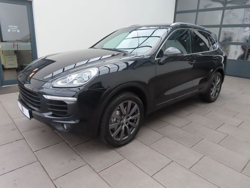 Porsche Cayenne 270.000 km 24.999 € Kassel 34123