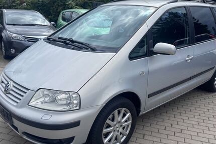 VW Sharan 236.000 km 3.999 &euro; Kassel 34123