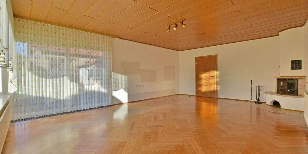 Einfamilienhaus Wolfhagen - 4 Zimmer, 150 m&sup2;, 1.100&euro; | Angebot:24789072