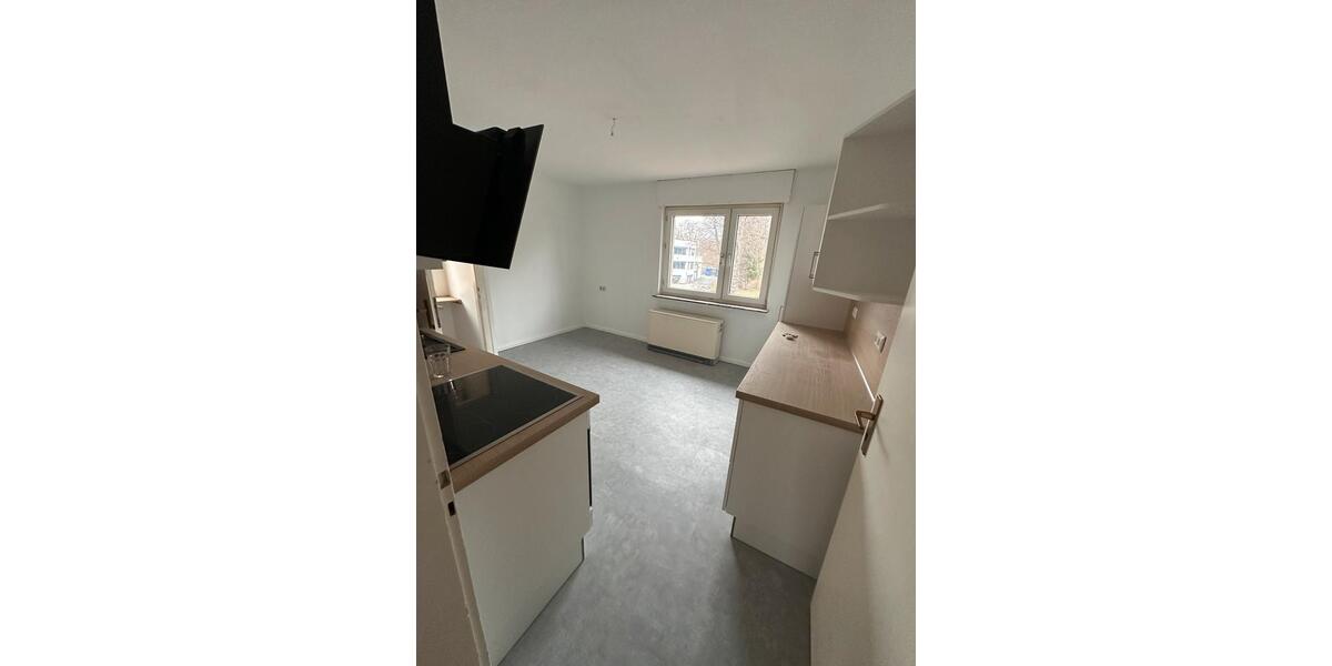 Etagenwohnung Kassel Philippinenhof-Warteberg - 6 Zimmer, 130 m&sup2;, 1.000&euro; | Angebot:25283268