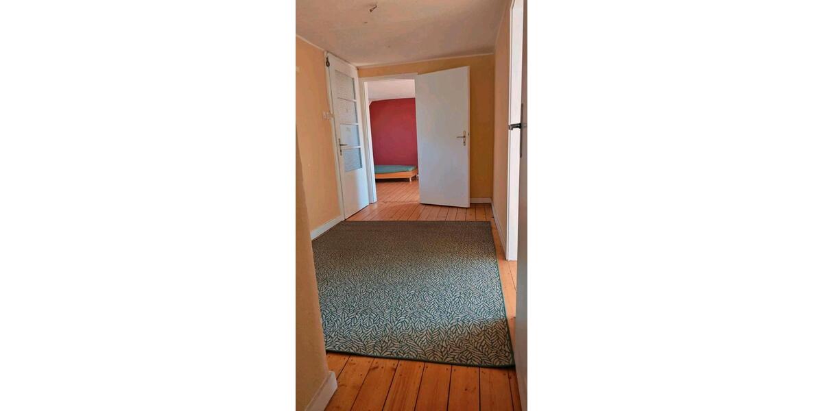 Dachgeschoßwohnung Kassel Südstadt - 3 Zimmer, 68 m&sup2;, 160.000&euro; | Angebot:26722543