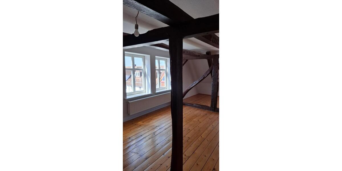 Etagenwohnung Wolfhagen - 5 Zimmer, 193 m&sup2;, 385.000&euro; | Angebot:25887297