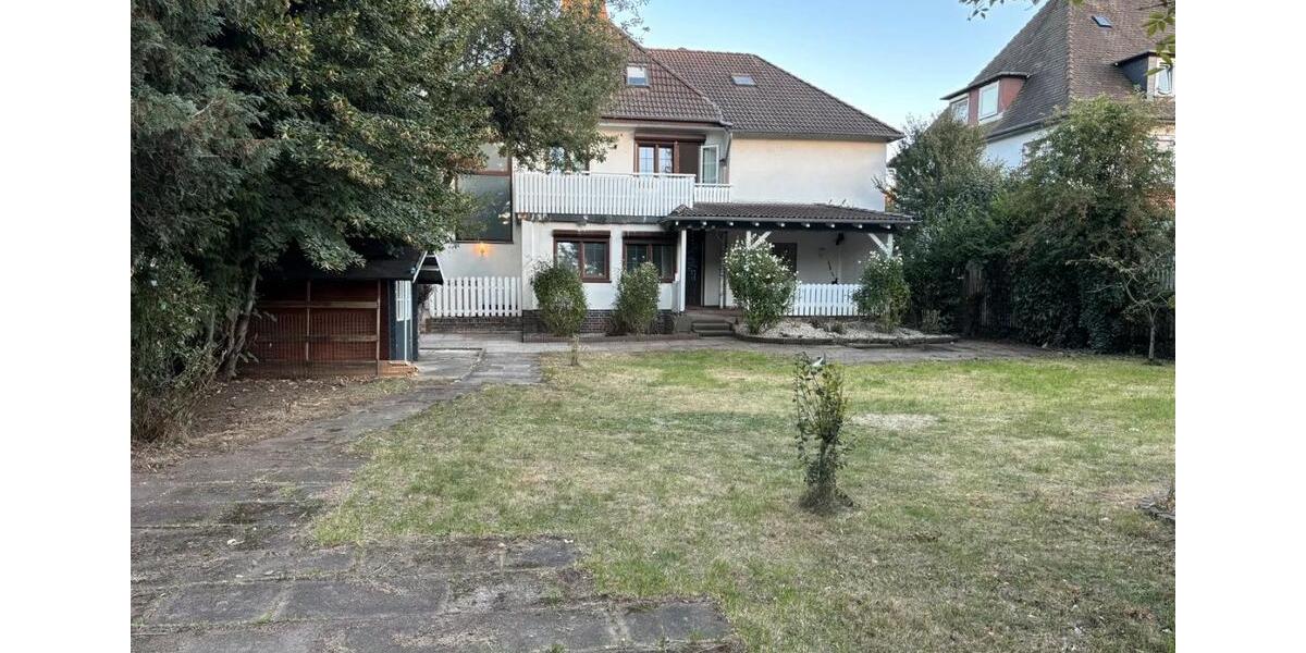 Etagenwohnung Kassel Niederzwehren - 3 Zimmer, 150 m&sup2;, 1.300&euro; | Angebot:27630773