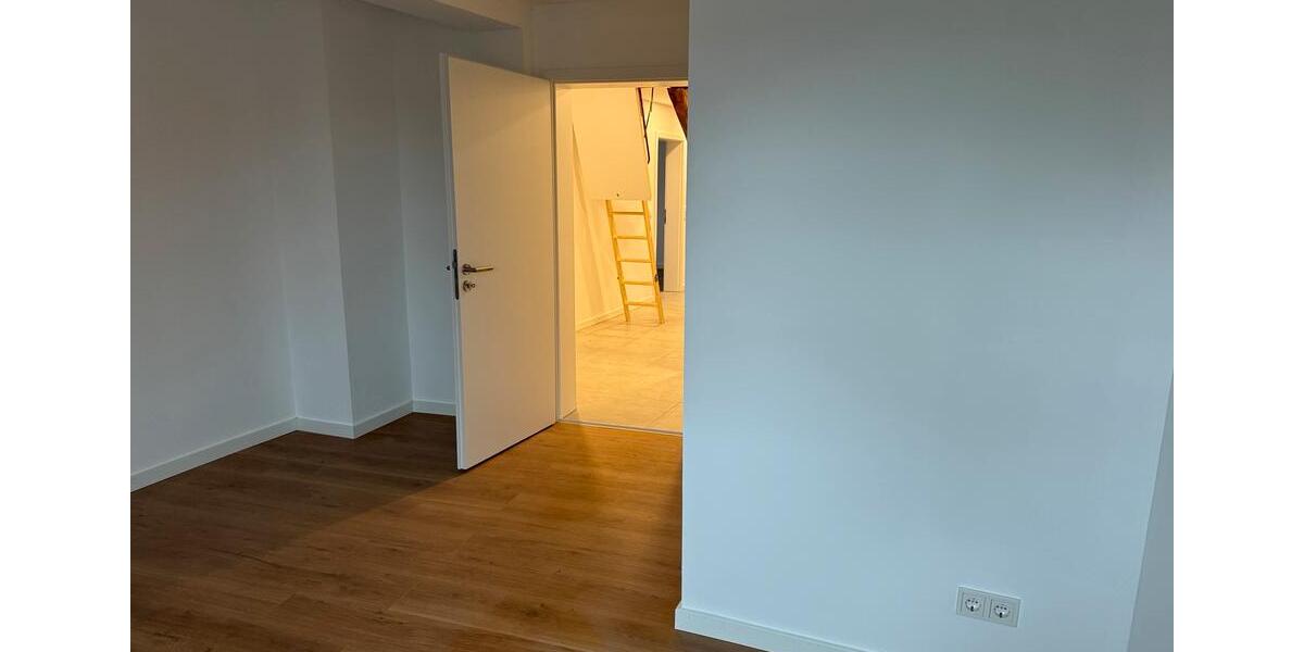 Attraktive Dachgeschosswohnung im Fachwerk 4 zimmer