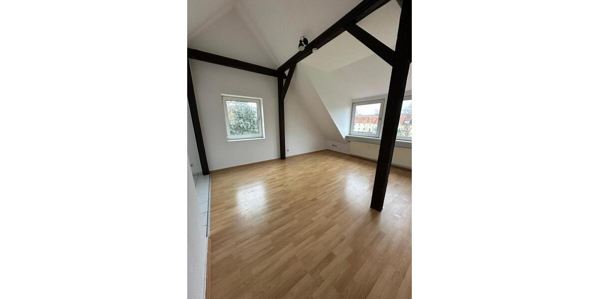 Charmante 2-Zimmer DG Wohnung in Kassel-Oberzwehren 2 zimmer