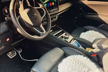 VW Tiguan 14.000 km 49.000 &euro; Wo 34466