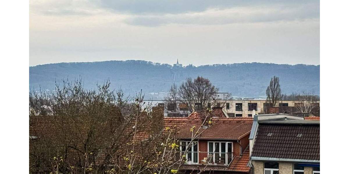 Etagenwohnung Kassel West - 3 Zimmer, 138 m&sup2;, 370.000&euro; | Angebot:26170937